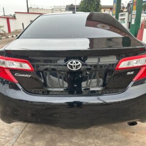 2014 Foreign used Toyota Camry SE Thumbstart